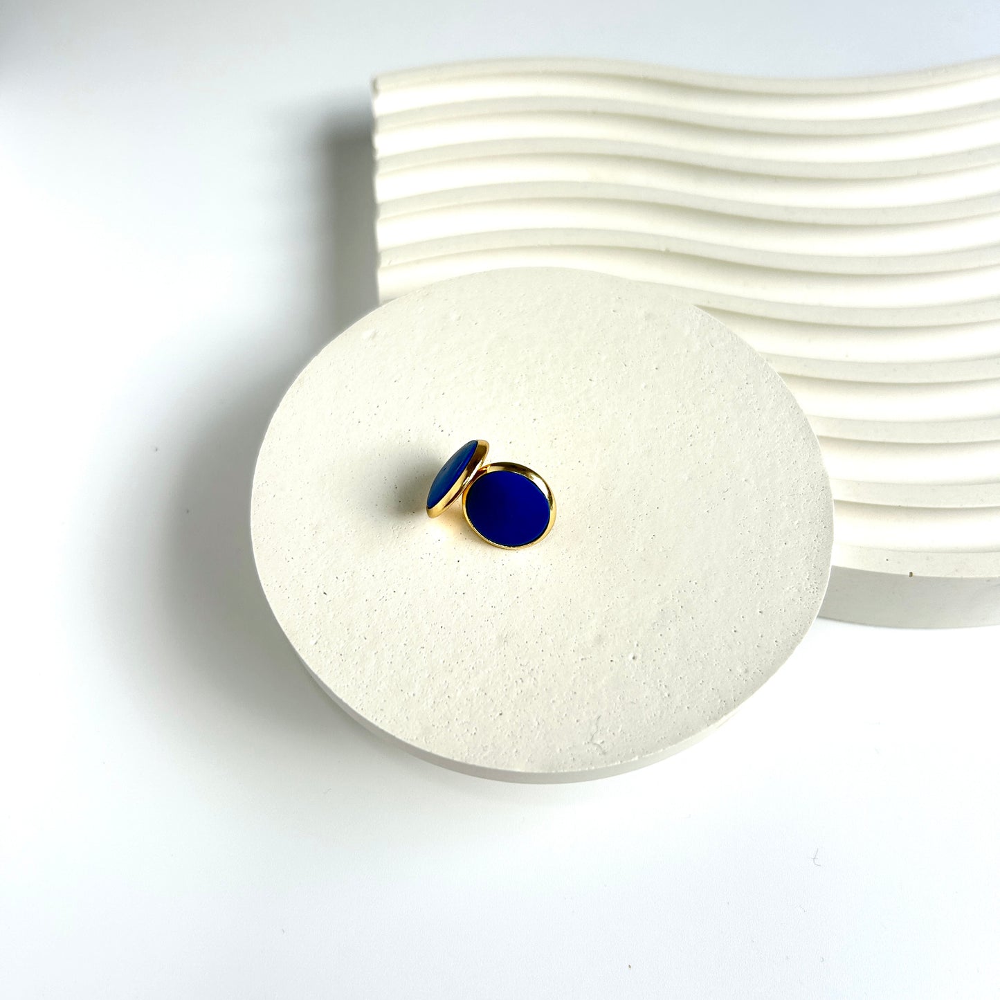 Mia Studs in Navy