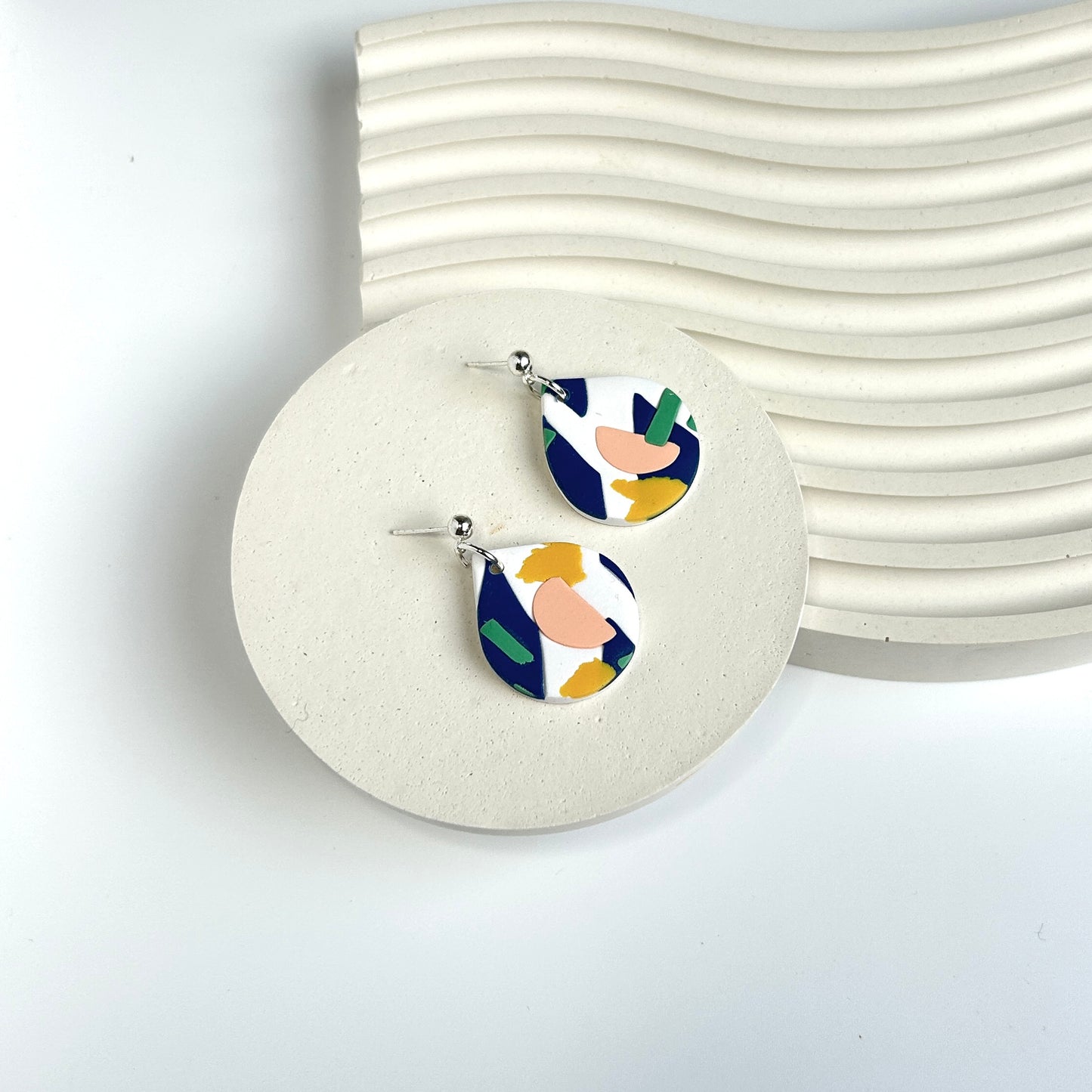 Bella Dangles in 'Colour Collage'