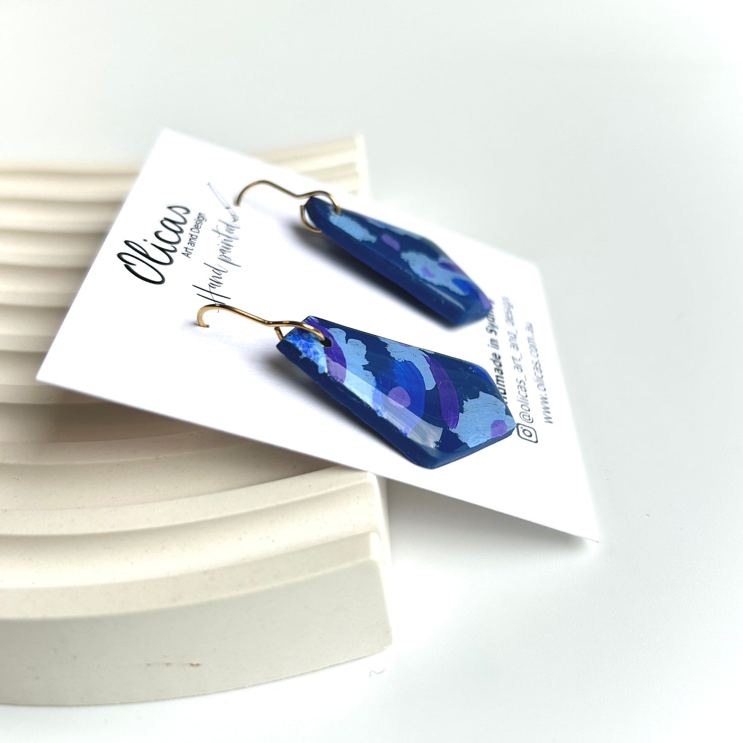 Amelia in hand painted 'Moonlit Reef'