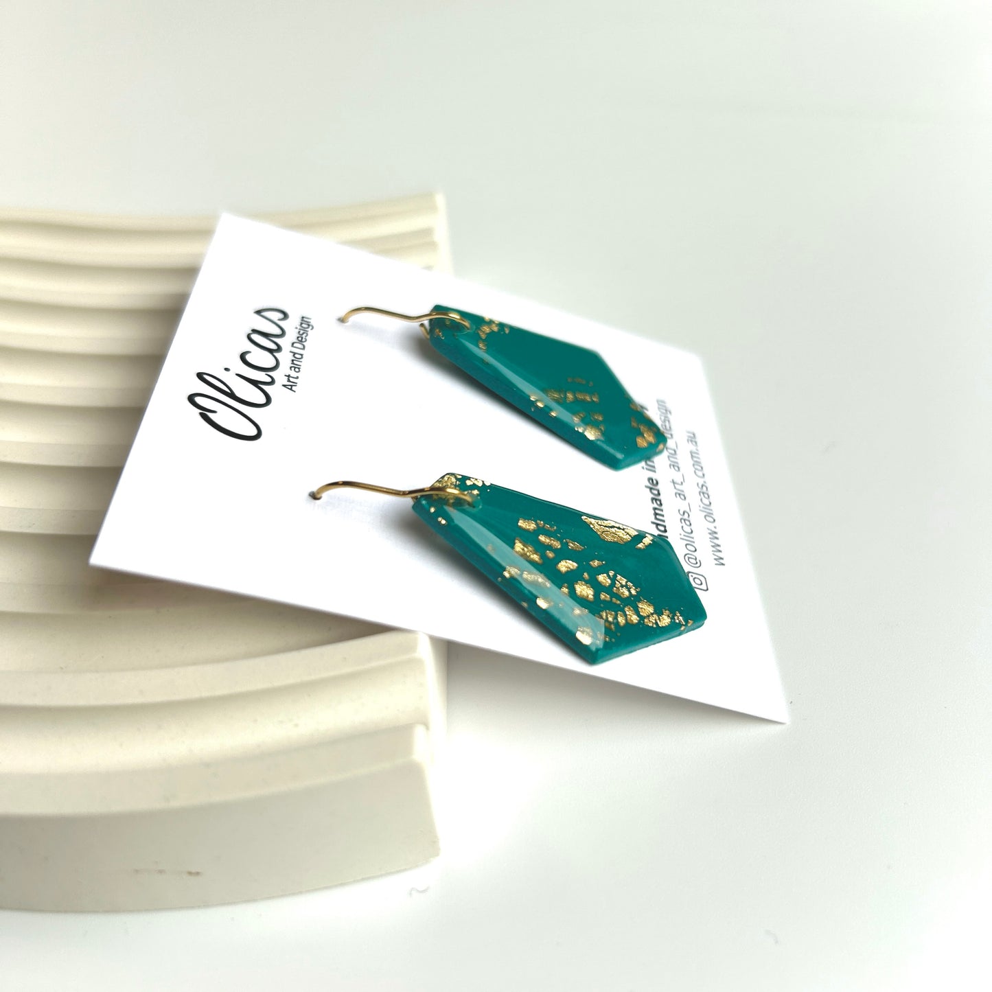Amelia in Teal and Gold