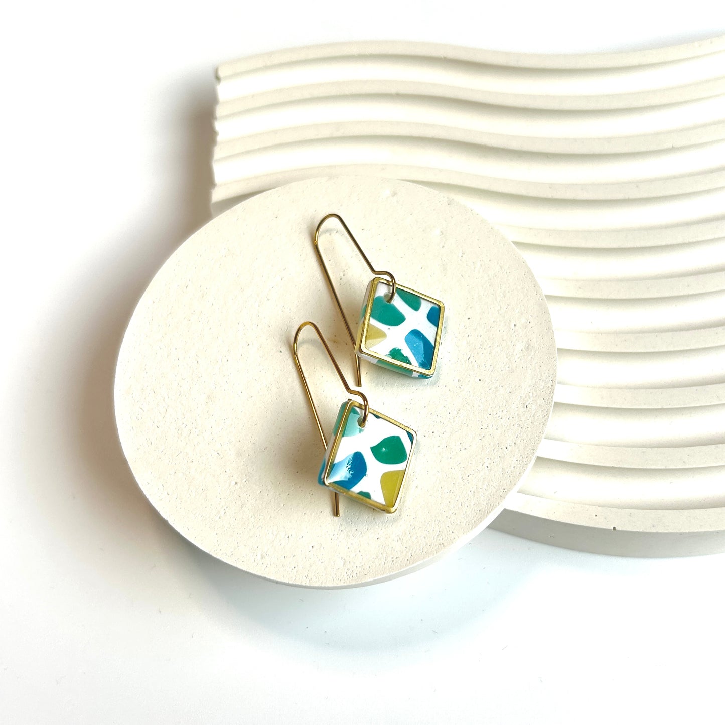 Zara Dangles in 'Coastal Clarity'
