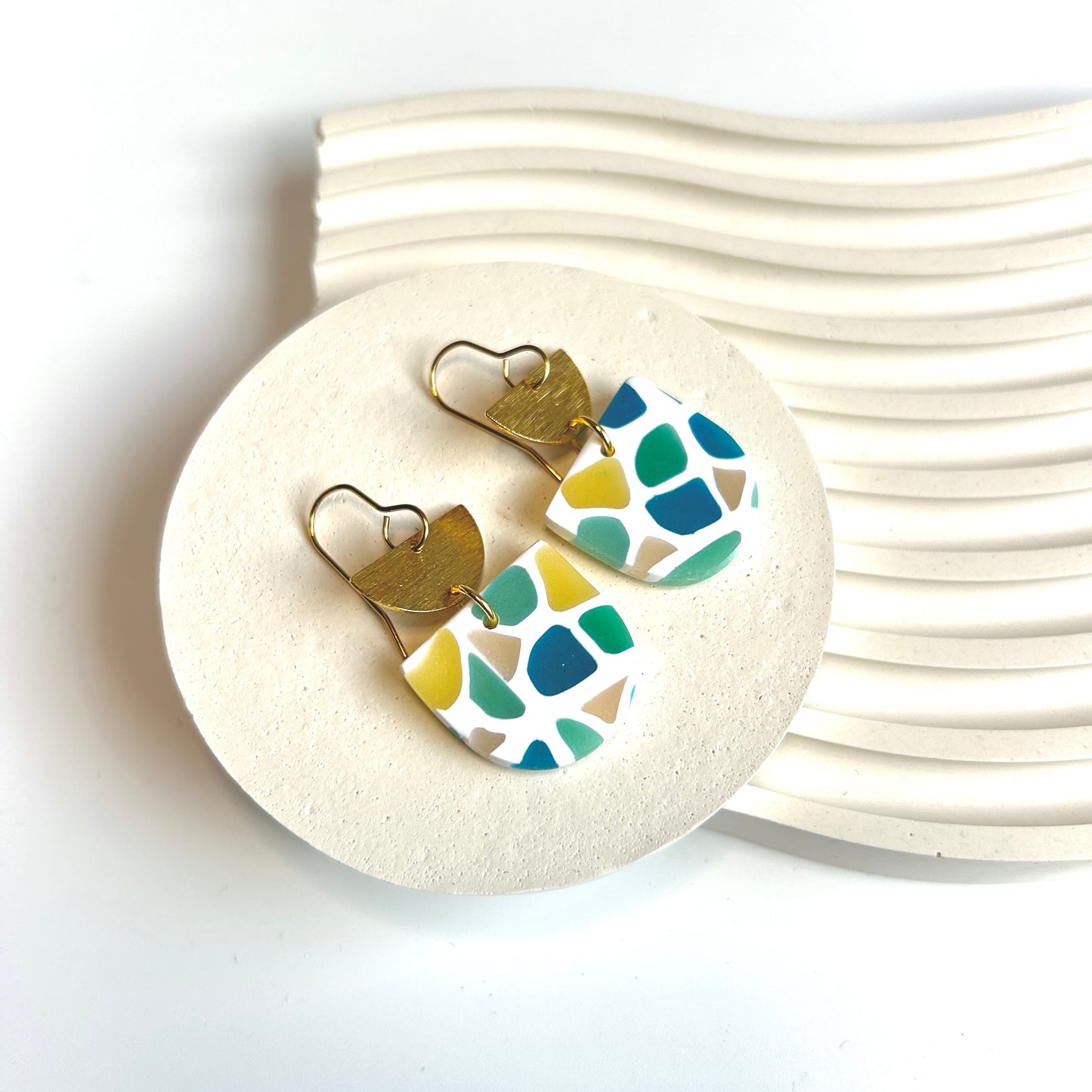 Lexi Dangles in 'Coastal Clarity'