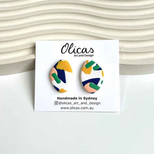Adie Studs in 'Colour Collage'