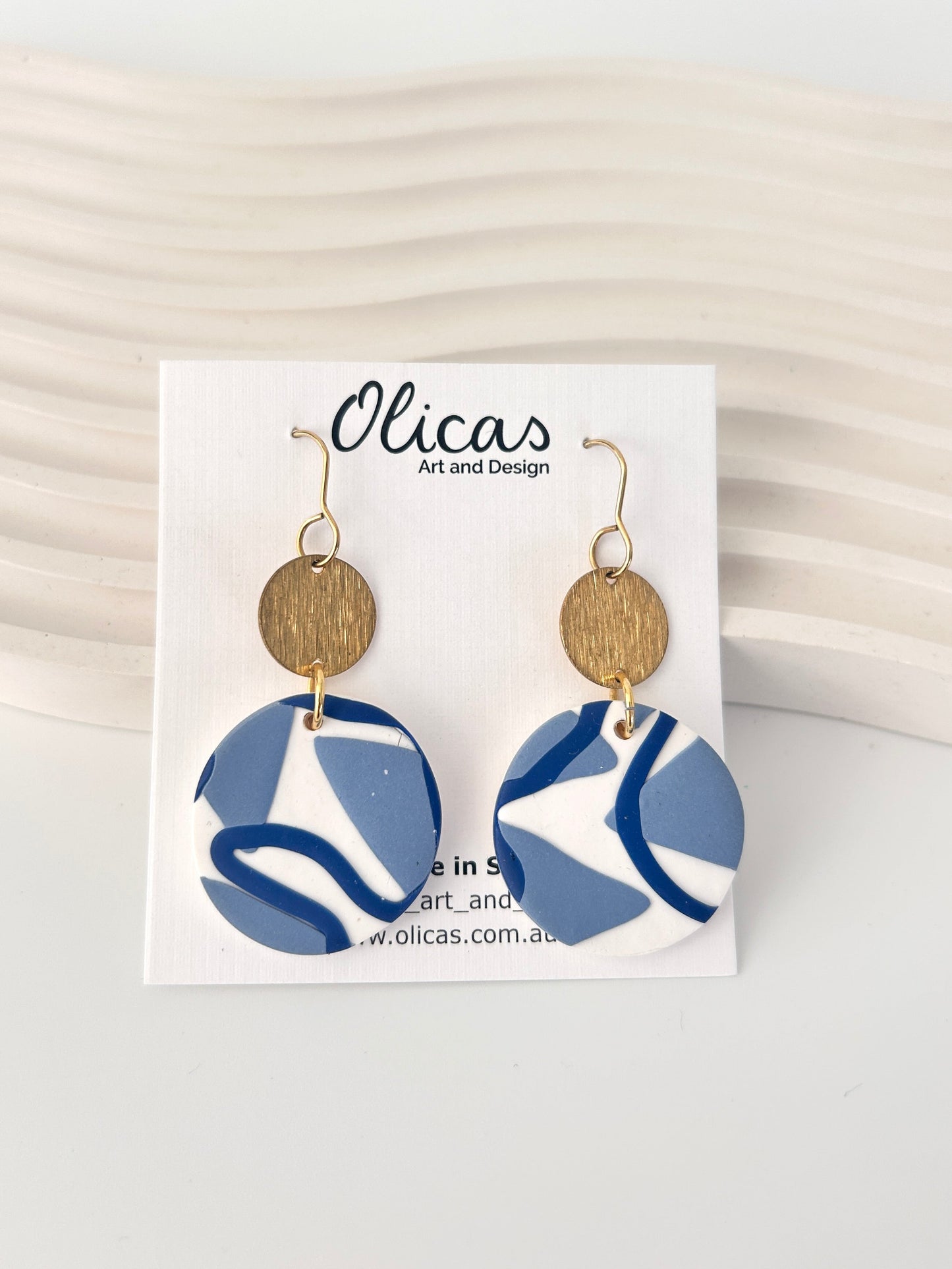 Kenya Dangles in Blue Wiggles Patter