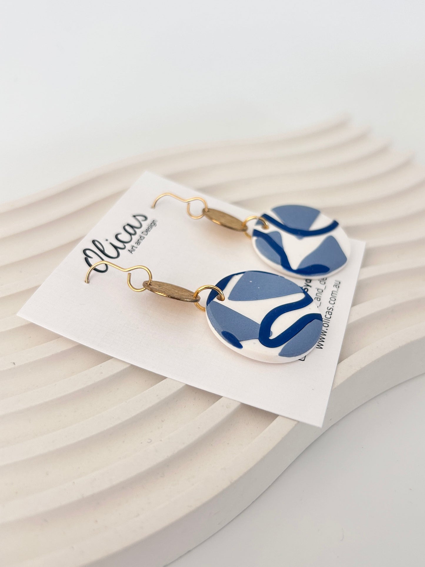 Kenya Dangles in Blue Wiggles Patter